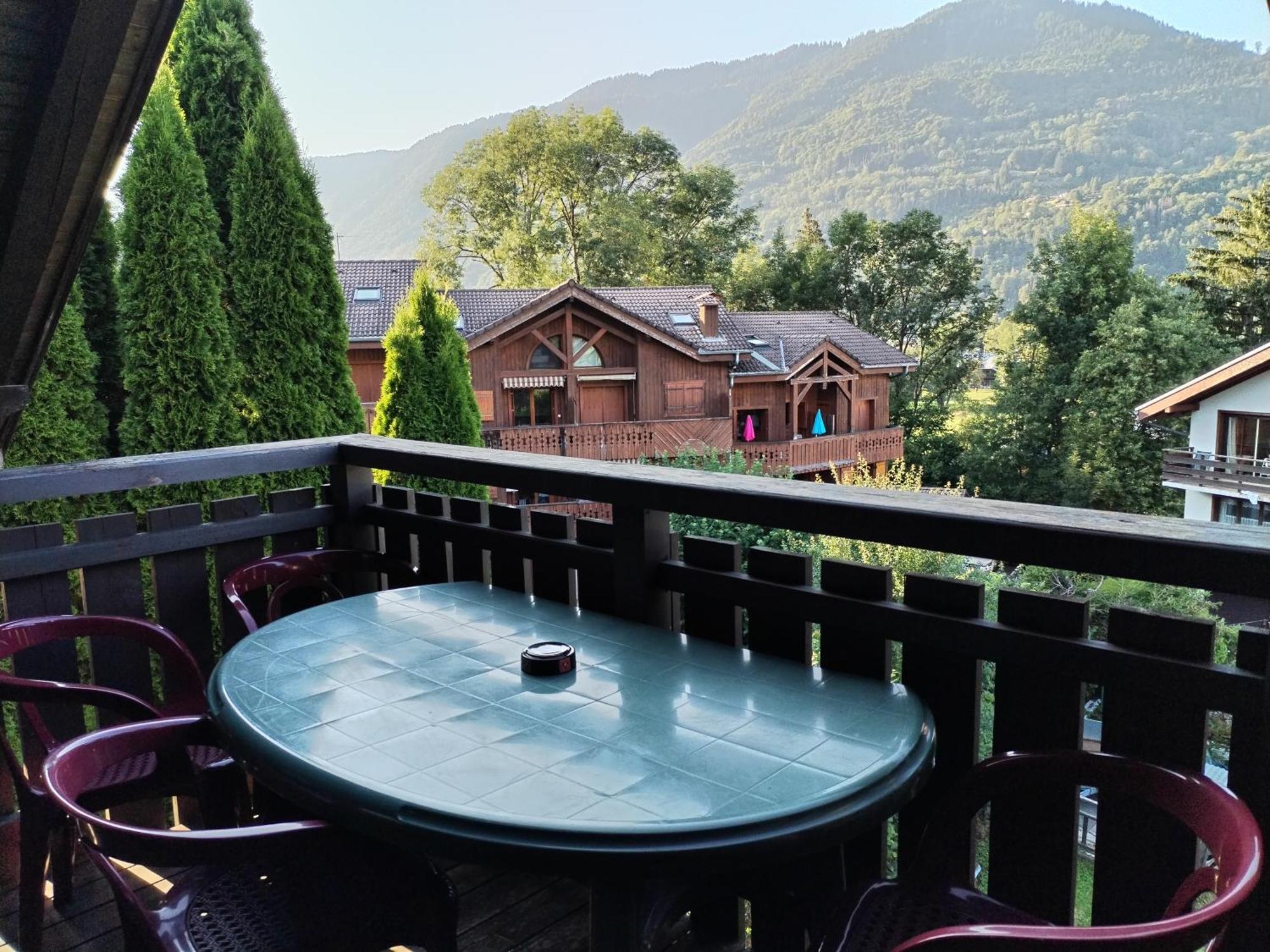 Hotel-Spa Le Morillon Charme & Caractere Exterior photo